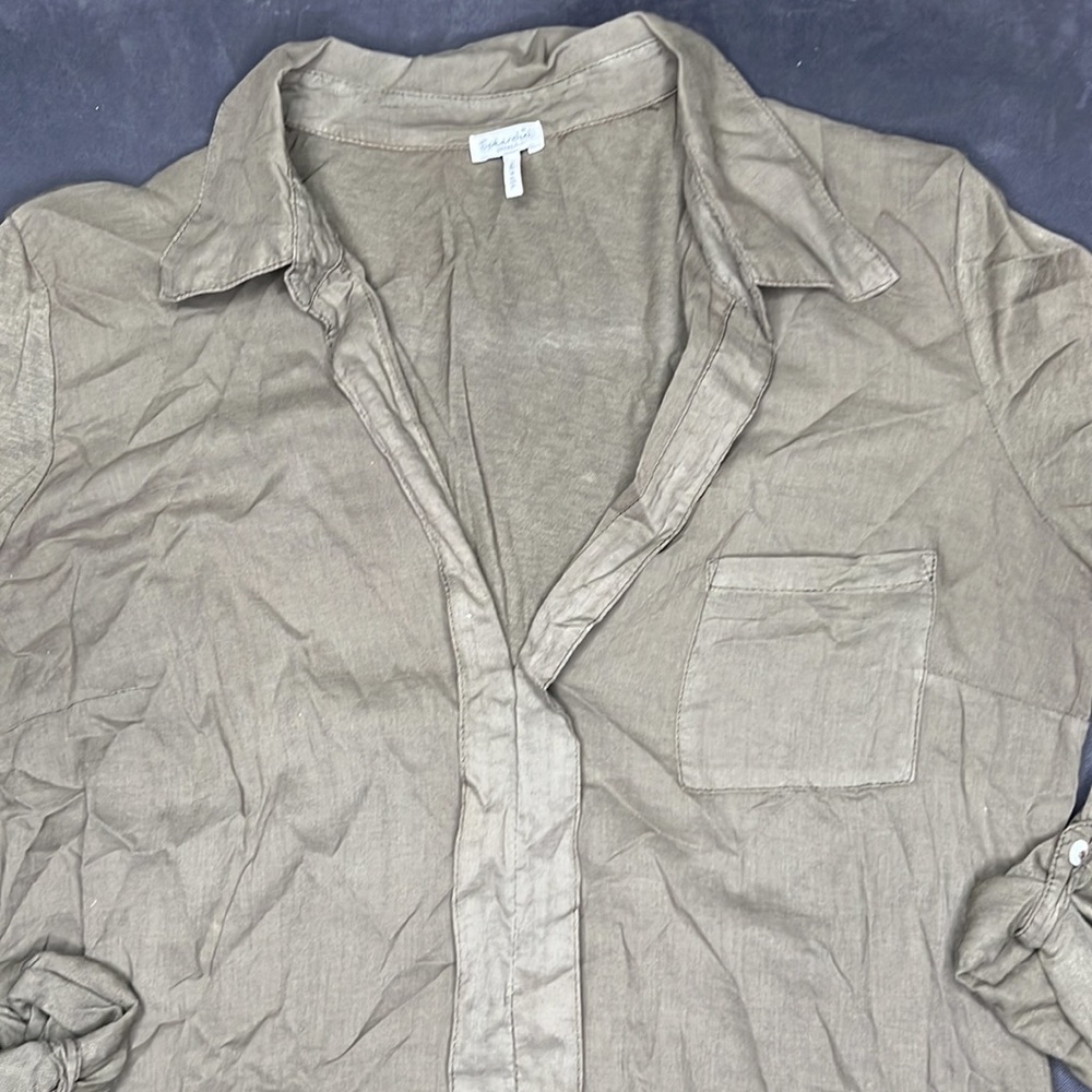 Button Down - Picture 2 of 3